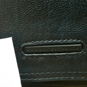 กระเป๋าสะพาย armani exchange
