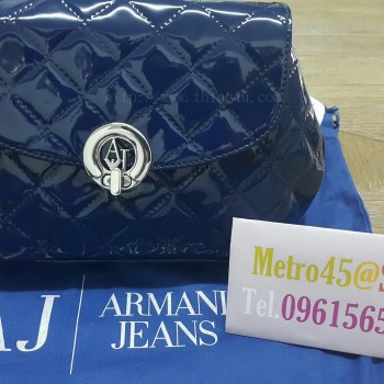 กระเป๋าสะพายหนังแก้ว Armani jeans รุ่น L Crss-Gloss Geo Blue ของแท้