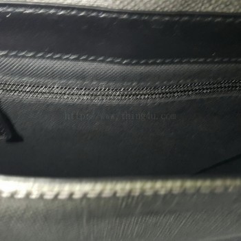 กระเป๋าสะพาย Ferragamo ของแท้