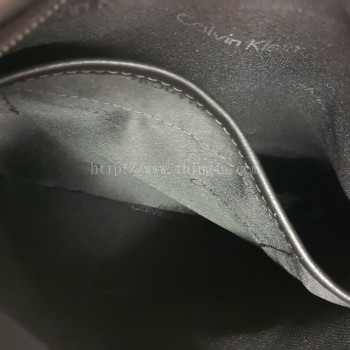 กระเป๋าสะพายผู้ชาย CK ของแท้