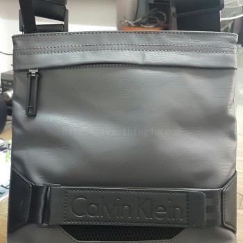 กระเป๋าสะพายผู้ชาย CK ของแท้