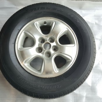 แม็กพร้อมยาง Bridgestone 235/70r16 1 เส้น