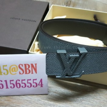 เข็มขัด Louis Vuitton Taiga ของแท้