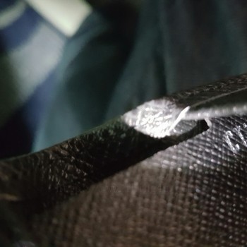 กระเป๋าสตางค์ Louis Vuitton Multiple Wallet Taiga ของแท้