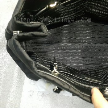 กระเป๋า Prada Tessuto Impuntu แท้