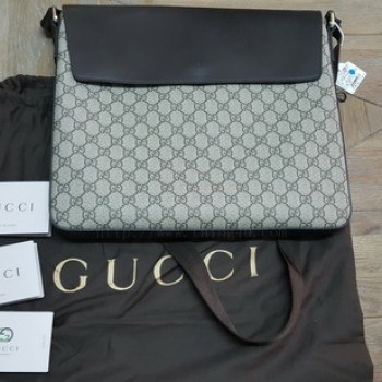 กระเป๋าสะพาย Gucci Wome แท้