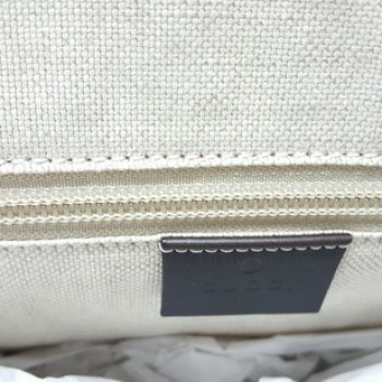 กระเป๋าสะพาย Gucci Wome แท้