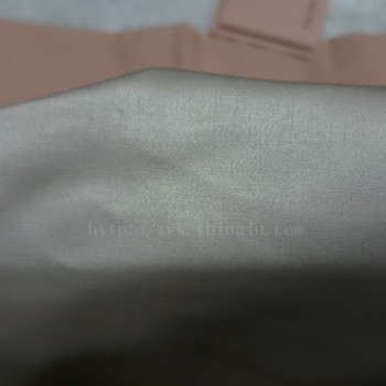 กระเป๋าถือ MIU MIU แท้