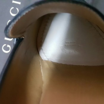 รองเท้าหนัง Gucci แท้