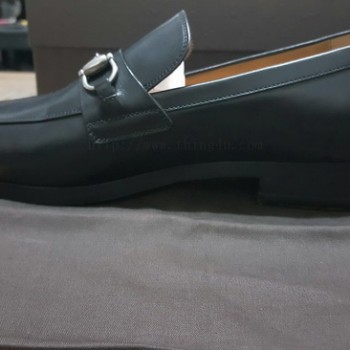 รองเท้าหนัง Gucci แท้