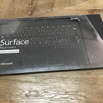 คีย์บอร์ด surface2 สีดำ พร้อมแสงพื้นหลัง