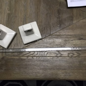 ราวแขวนผ้าติดผนัง ยี่ห้อ KARAT รุ่น K-517