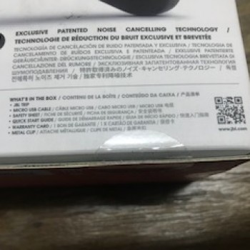 ลำโพงพกพา JBL Trip โดย Harman