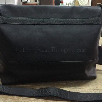 กระเป๋าสะพาย Armani Jeans ของแท้